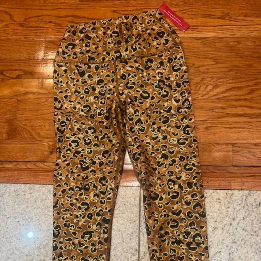 Carbon 38 workout leggings